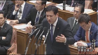 宮本徹VS安倍晋三内閣総理大臣 宮本「パート・フリーランスの所得保障どうするのか」 安倍「働く方々が不利にならないよう雇用調整助成制度の拡充・補完などを検討する」2020年2月28日衆議院予算委員会