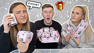 Guess The Mystery PRESENT, You Keep It - Challenge w/LITTLE SISTER & GIRLFRIEND!!