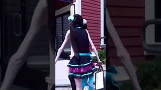 Eugenia Cooney falls on stairs - why is she walking like that? IS SHE OKAY? ￼