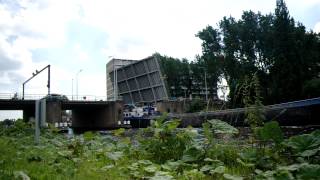 Brugopening Zijlbrug Basculebrug/ Basculebridge/ Pont Basculant/ Klappbrücke Leiden