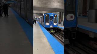 How to get from O’Hare International Airport to downtown Chicago #shorts