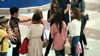 120914 f(x) arrived Shanghai Airport - Kpop Music in China