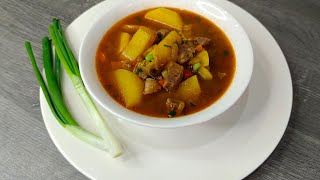 Традиционное жаркое казахской кухни -Куырдак из потрохов баранины