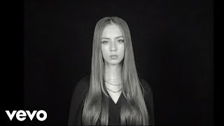 Hania Sztachańska - Czarno-Biały Film (Acoustic)