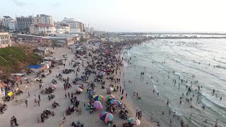 Gaza beaches packed as Israel-Hamas ceasefire holds | AFP