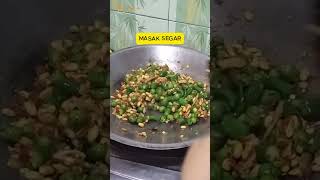 How come grapes are cooked in stir-fry @ayamentok