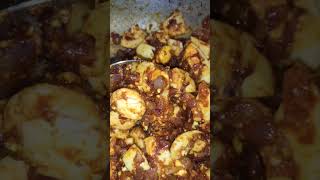 నా చిన్నప్పుడు మా అమ్మ చేసిన ఎగ్ కర్రీ 🤤😋👌 #food #trending #eggrecipe #nonveg #ytshorts