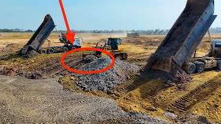 EP03!Wonderful with Machinery group!Delete Huge Lake With Truck 1OW,Landfill, Bulldozer Pushing Soil