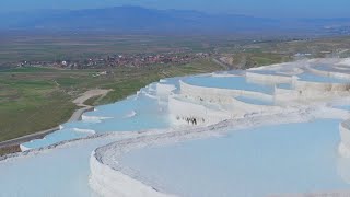 THE WORLD HERITAGE TURKEY  TIMELESS LEGACIES OF LIGHT, SHADOWS, AND FLOWING WATER (Chinese)