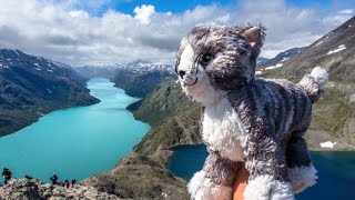 Best mountain hike in the world, Besseggen, Norway