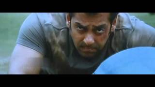 Salman Khan Jumping off the bike (Ek ta Tiger Action scene)