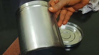 నూనె డబ్బా ఈ విడంగా శుభ్రంగా చెయ్యాలి .....🤯 easy trick . #sanahomeneeds #kitchen'slife #youtube