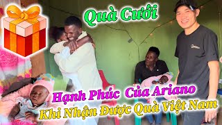 Quang Dũng || Hạnh Phúc Của Già Đình Nhỏ Ariano Khi Nhận Được Món Quà Cưới Sớm Từ Việt Nam