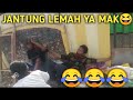 😀Virallll...Video Emak2 Yang Kaget Dengan Suara Tembakan Senjata Api😂