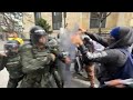 Pro-government protesters clash with Colombia police | AFP