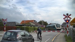 Spoorwegovergang Tarm (DK) // Railroad crossing // Jernbaneoverskæring