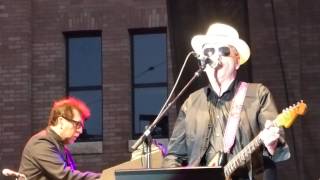 Elvis Costello - Medley - Sioux City - 7.24.2015