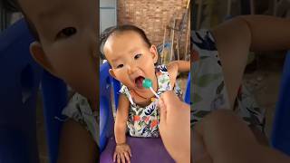 幸福快乐的一家人#baby#candy #shorts#cute 🍭🤷🥰🤔