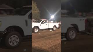 2017 Ford F-250 6.2 Gas. Destroys Competition! Full Pull!