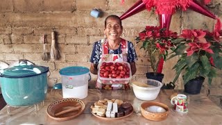 ATOLE DE FRESAS NATURALES PARA ESTA NOCHE BUENA | DOÑA LUPITA