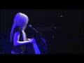 avril lavigne slipped away live