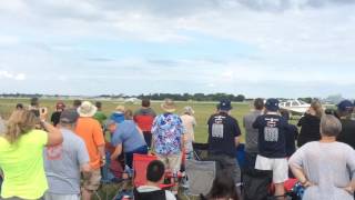 F-16 Viper Demo Takeoff in EAA Airventure on 29/07/2016