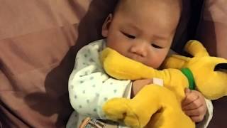 Hayden 今日我四個月大啦！3/1/15