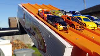 Hot Wheels Sizzler Fat Track Racing. Holiday Testing Sessions #3