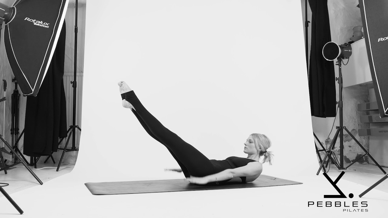 How To Do The Pilates Hundred Exercise - YouTube