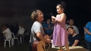 VIRAL: Little child sings 'Irog Irog' duet with Franklin Padayugdog