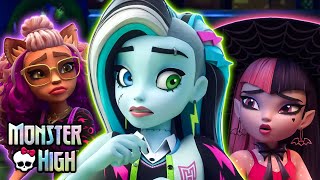 Frankie's world takes a sudden and unpredictable twist! | Monster High