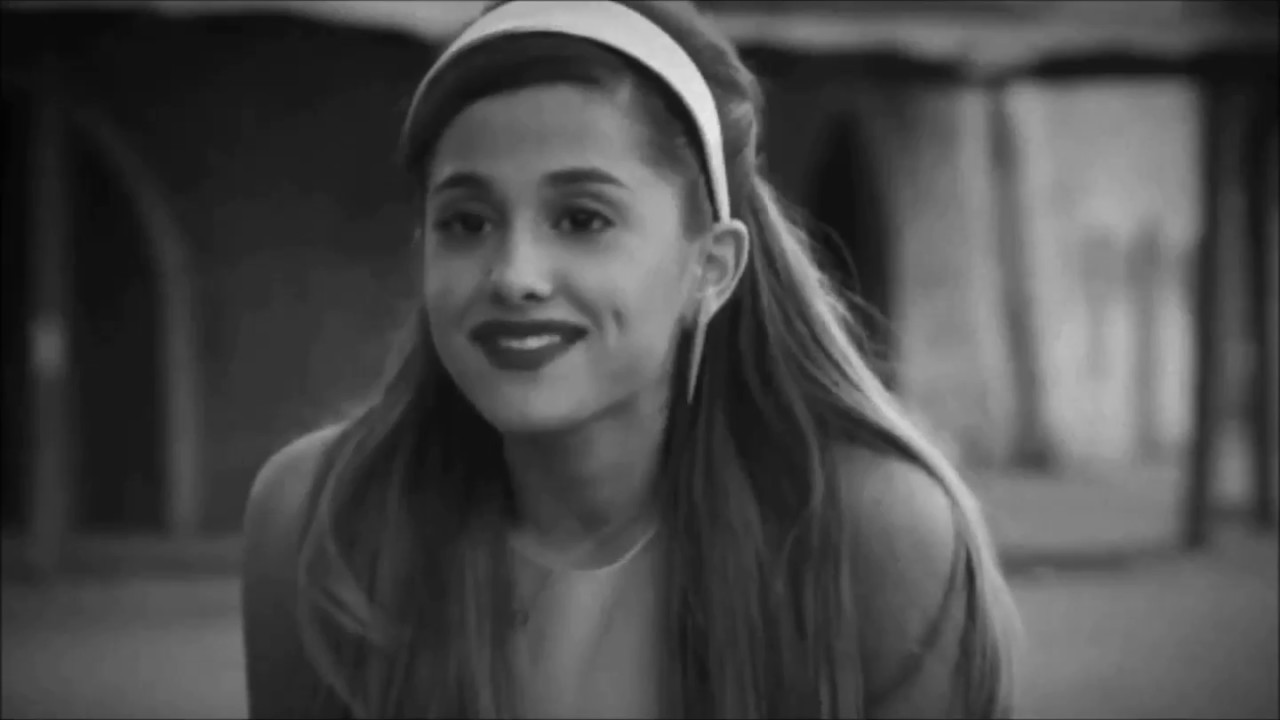 Ariana Grande Scary Edits - YouTube