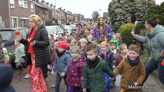 Carnavalsoptocht en polonaise 17-2-203 De Violier \u0026 De School Maasbree Vastelaovend carnaval optocht