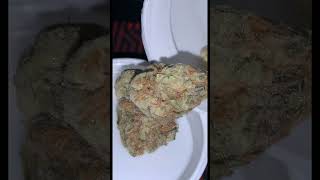 Canadian BC bud review! #legal #cannabis