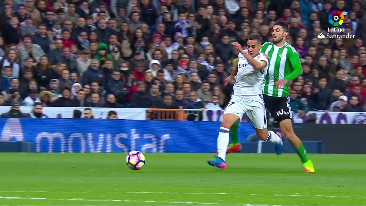 Highlights Real Madrid Vs Real Betis 2 1 - YouTube