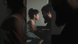 WATCH: CUTE PIC OF YASH WITH HIS DAUGHTER ARYA | #shorts #yash #kgf #kgf2