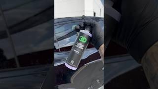 Drive safe in any conditions through improved visibility \u0026 glass clarity w/ SiO2 Glass Cleaner