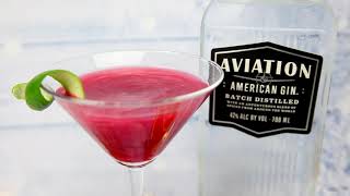 Cran Cosmo | Aviation gin Christmas Cocktails