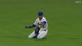 NYY@NYM: Granderson sprints and makes a sliding catch