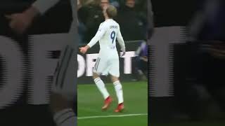 Leeds United’s Patrick Bamford performs elbow celebration after handball against Rotherham United 😂