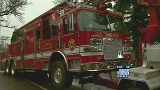 Fire truck loses wheel on way to hash fire