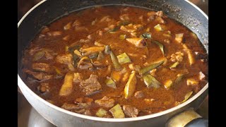 വറുത്തരച്ച ബീഫ് പച്ചക്കായ കറി / Beefum Kaayum / Varutharacha Beef Pachakaya Curry