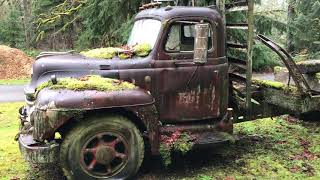 Joe Stickney’s 1954 Diamond T  520 log truck