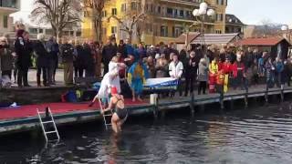 Neujahrsschwimmen am Wörthersee