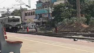 Chennai Local train At Korukkupet #indianrailways #tamilnadu #chennaitrain #