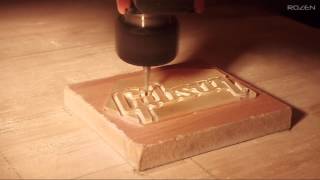 Making the Gibson Logo using a Pantograph for Luthier