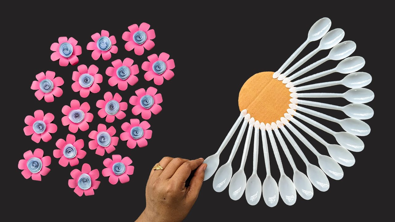 Beautiful Wall Hanging Craft Using Plastic Spoons / Paper Craft For ...