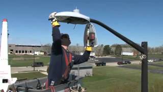 See how to install CREE XSP series LED street light