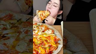 이 피자 완전 맛있는데요??😲새우러버들 주목!!새우 폭탄!!쉬림프 플렉스피자!!🍕#피자먹방