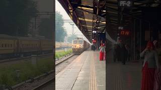 #shorts 37601 BGKT WAP-7 with Bikaner DEE Intercity Sf Arriving Delhi Sarai Rohilla in evening